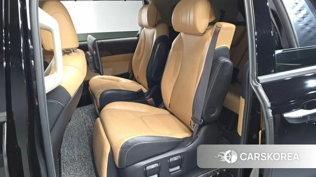 Kia Carnival 4th generation 2020 Черный из Кореи, фото 2