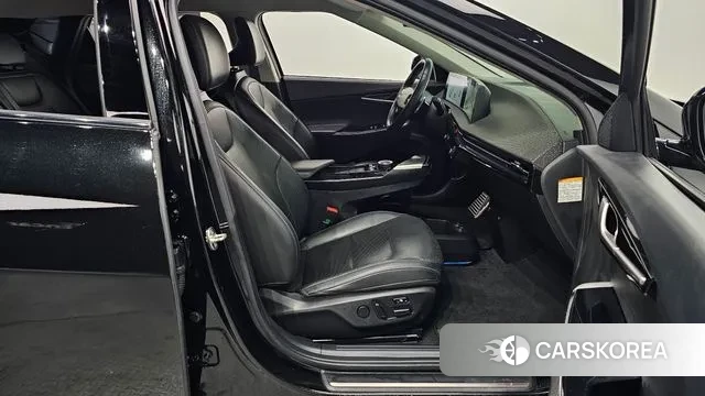 Kia EV6 2022 Черный из Кореи, фото 2