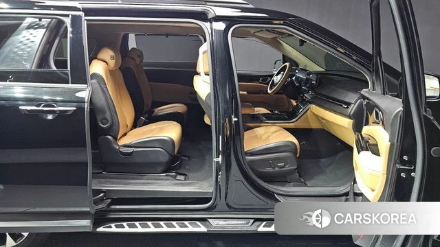 Kia Carnival 4th generation 2021 Черный из Кореи, фото 2