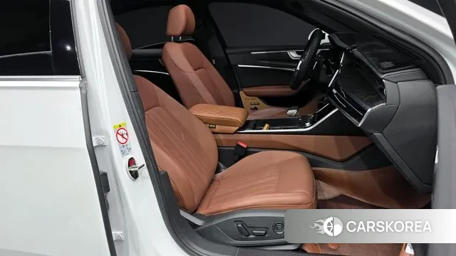 Audi A6 (C8) 2023 Белый из Кореи, фото 2