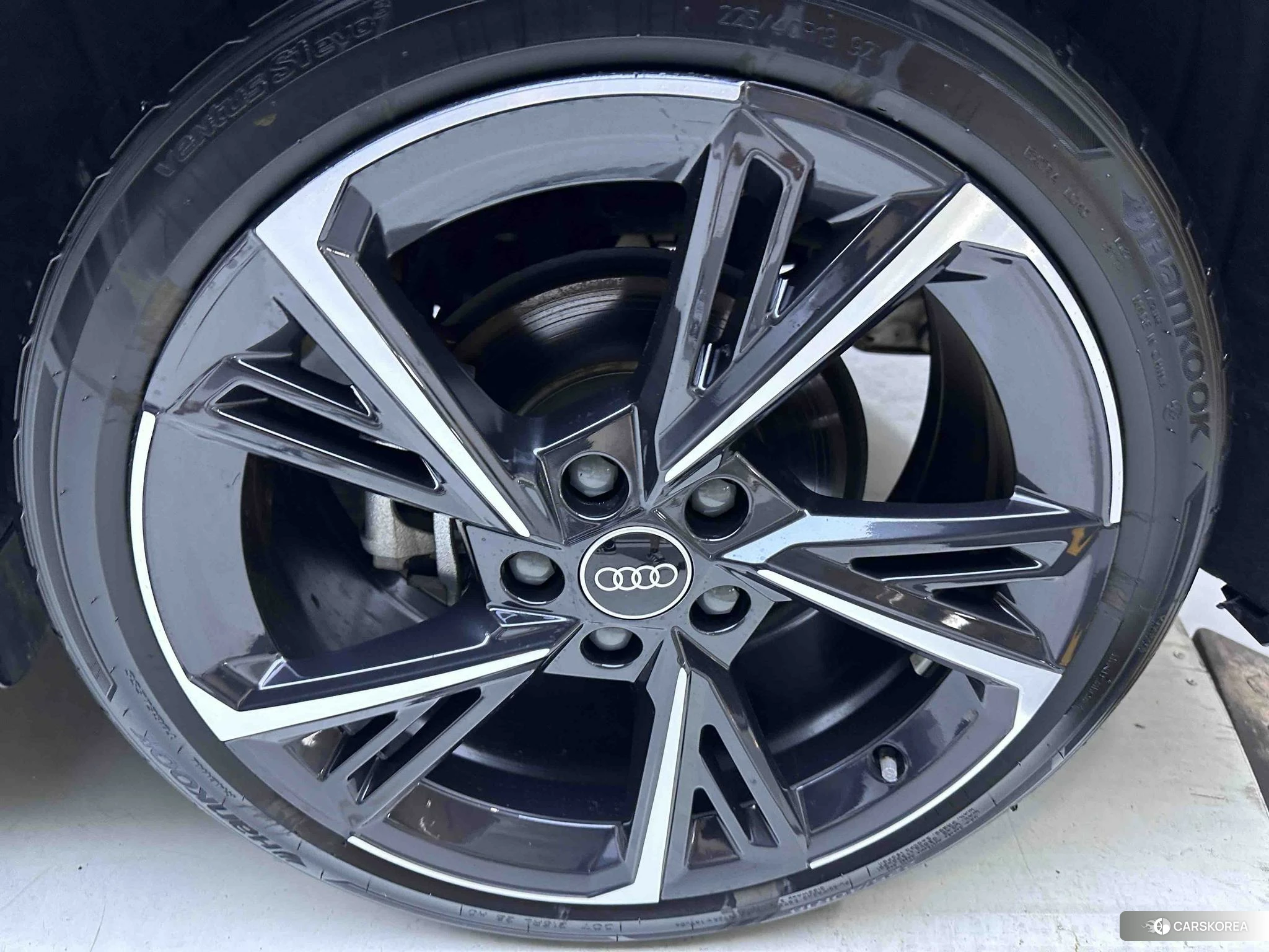 Audi A3 2023 Темно-серый из Китая, фото 2