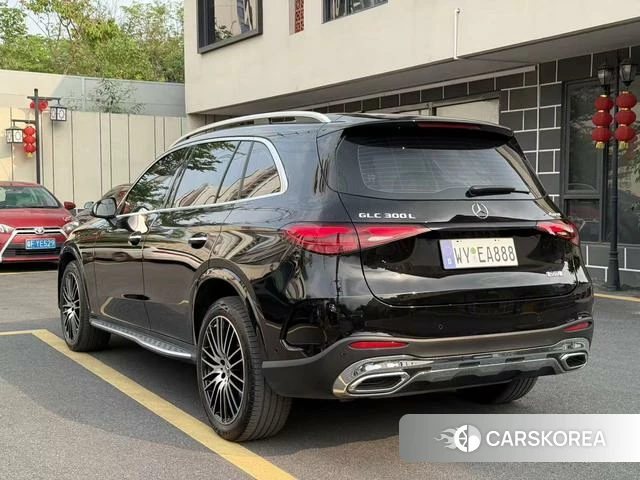 Mercedes-Benz GLC 2025 Черный из Китая, фото 2