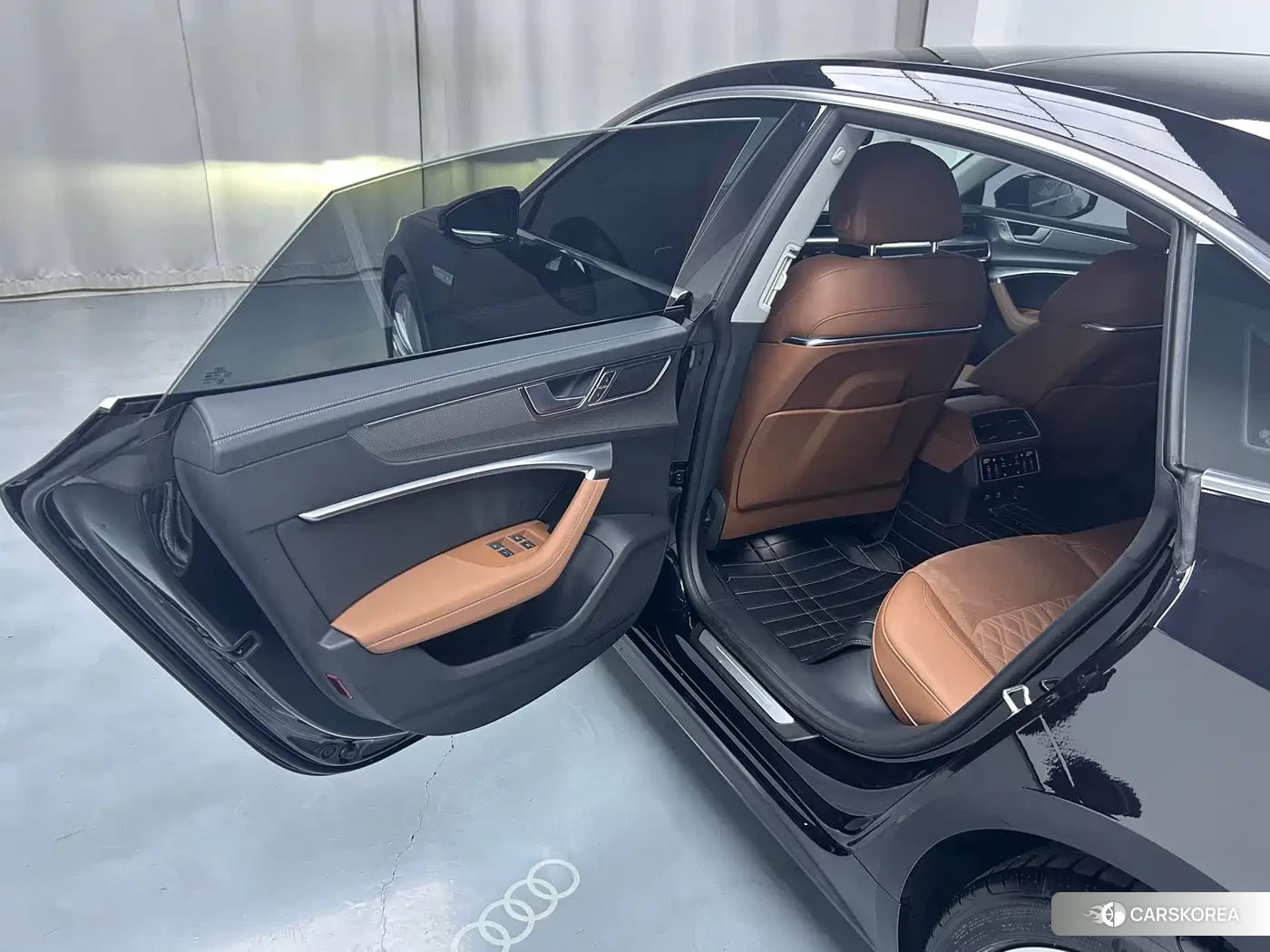 Audi A7L 2024 Черный из Китая, фото 2