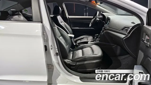 Hyundai Avante AD 2018 Белый из Кореи, фото 2