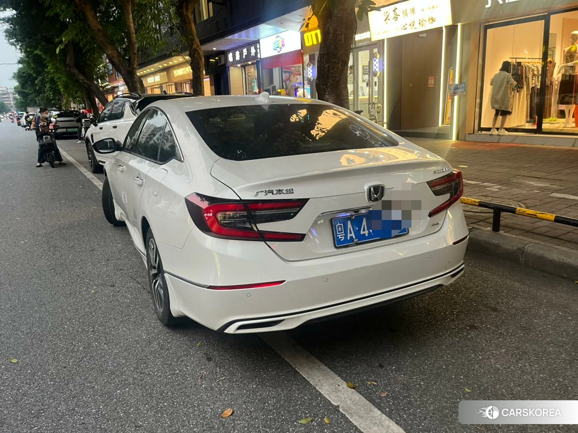 Honda Accord 2021 Белый из Китая, фото 2
