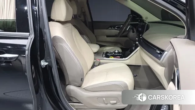 Kia Carnival 4th generation 2022 Черный из Кореи, фото 2