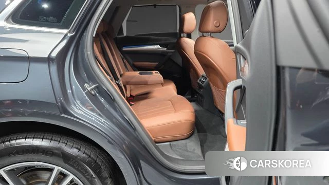 Audi Q5 (FY) 2022 Серый из Кореи, фото 2