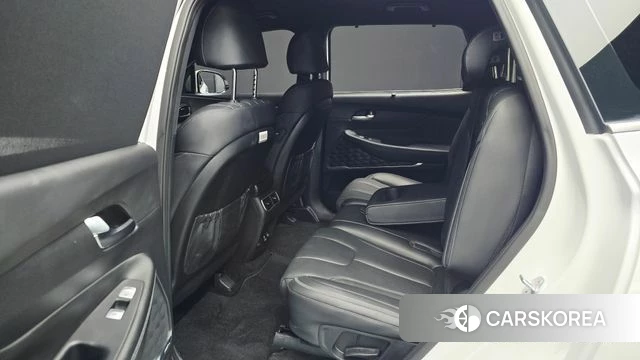 Hyundai The New Santa Fe 2023 Белый из Кореи, фото 2