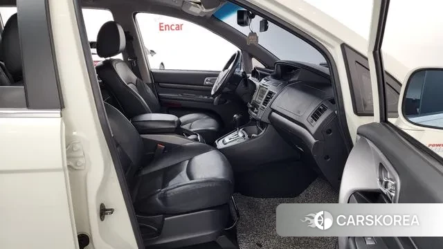 Ssangyong Korando Turismo 2018 Белый из Кореи, фото 2