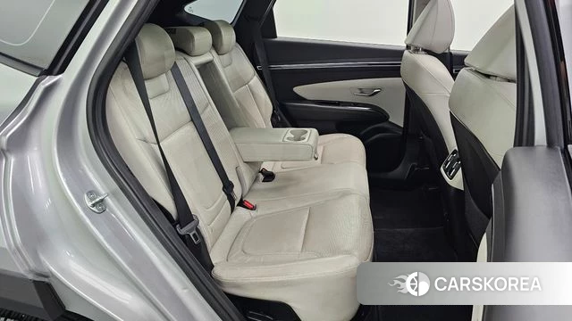 Hyundai Tucson Hybrid (NX4) 2021 Серебристо-серый из Кореи, фото 2