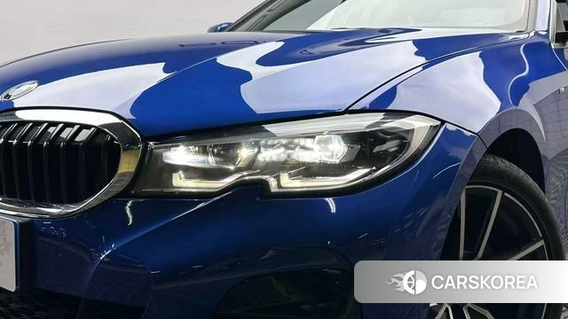 BMW 3 series 2020 Синий из Китая, фото 2