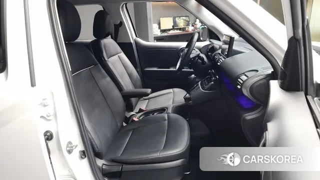 Hyundai Casper 2023 Белый из Кореи, фото 2