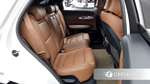 Genesis GV70 2022 Белый из Кореи, фото 2