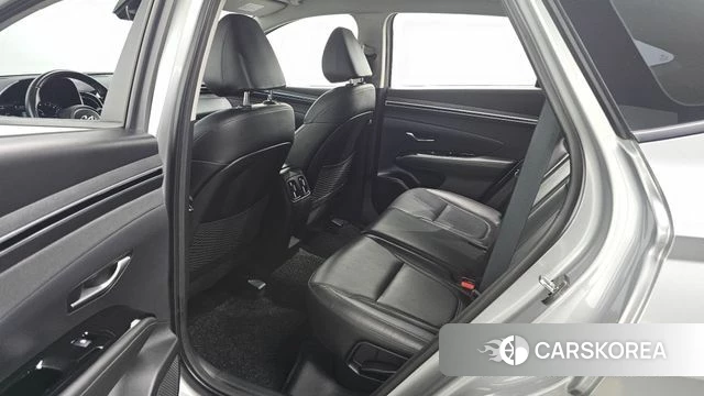 Hyundai Tucson (NX4) 2021 Серебряный из Кореи, фото 2