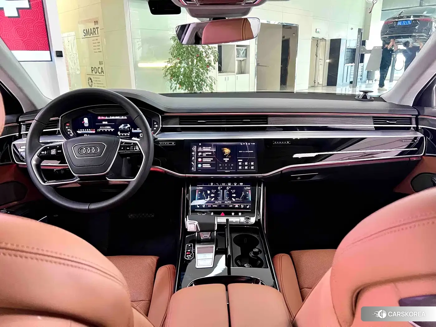 Audi A8 2024 Черный из Китая, фото 2