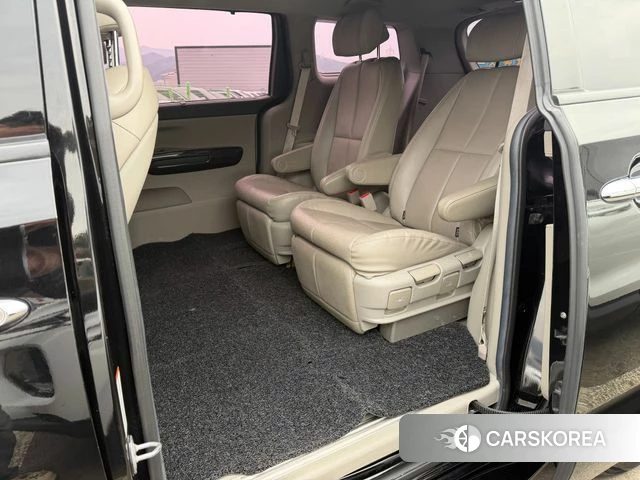 Kia All New Carnival 2018 Черный из Кореи, фото 2
