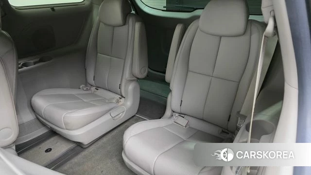 Kia The New Carnival 2019 Черный из Кореи, фото 2