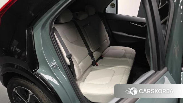 Kia Di Ol Nu Niro 2022 Зеленый из Кореи, фото 2