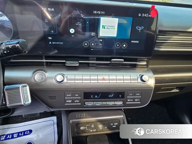 Hyundai Kona Hybrid (SX2) 2023 Белый из Кореи, фото 2