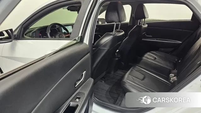 Hyundai Avante (CN7) 2022 Белый из Кореи, фото 2