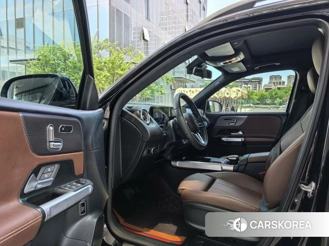 Mercedes-Benz GLB 2021 Черный из Китая, фото 2