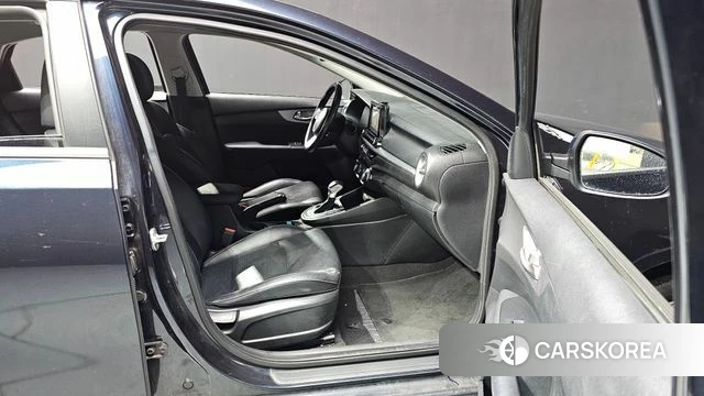 Kia The New K3 2nd generation 2021 Синий из Кореи, фото 2