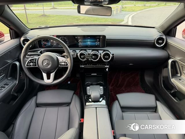 Mercedes-Benz Class A 2020 Красный из Китая, фото 2