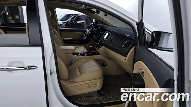 Kia The New Carnival id 2479388 из Кореи 2