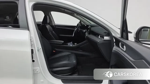 Kia K5 3rd generation 2022 Белый из Кореи, фото 2