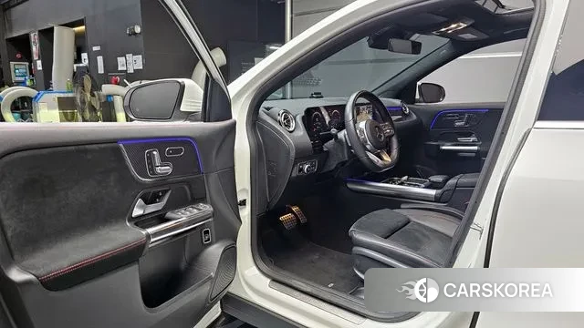 Mercedes-Benz GLA - Class H247 2023 Белый из Кореи, фото 2