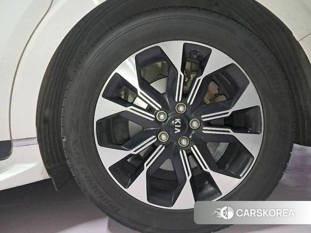 Kia Carnival 4th generation 2021 Белый из Кореи, фото 2