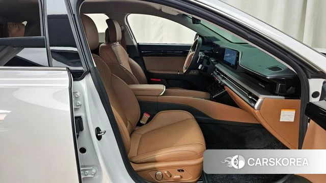 Hyundai Grandeur Hybrid (GN7) 2023 Белый из Кореи, фото 2