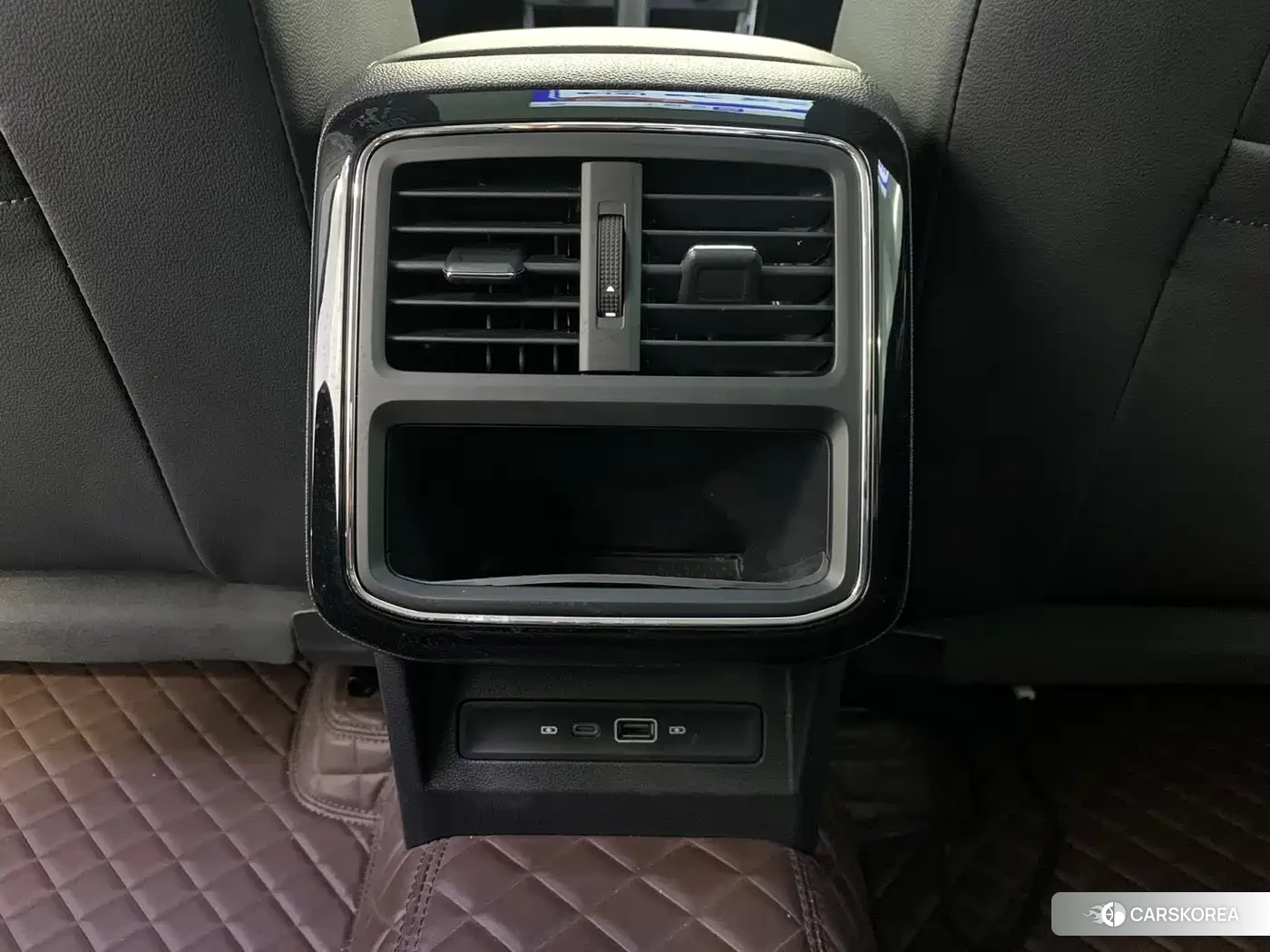 Volkswagen Passat 2022 Черный из Китая, фото 3