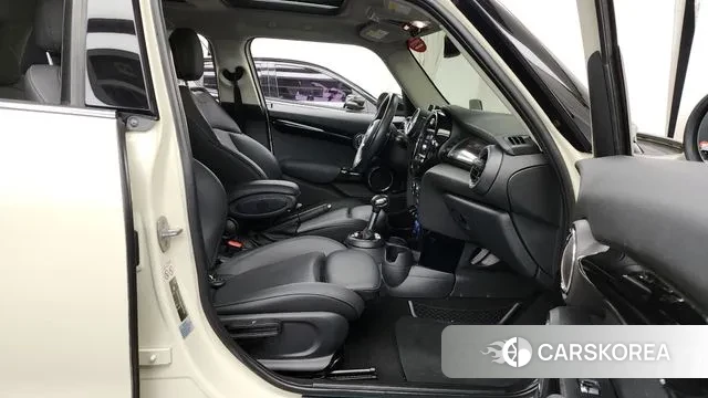 Mini Cooper S 2018 Цвет тростника из Кореи, фото 2