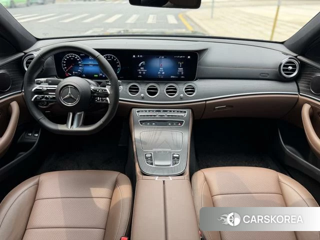 Mercedes-Benz E-class PHEV 2022 Черный из Китая, фото 2