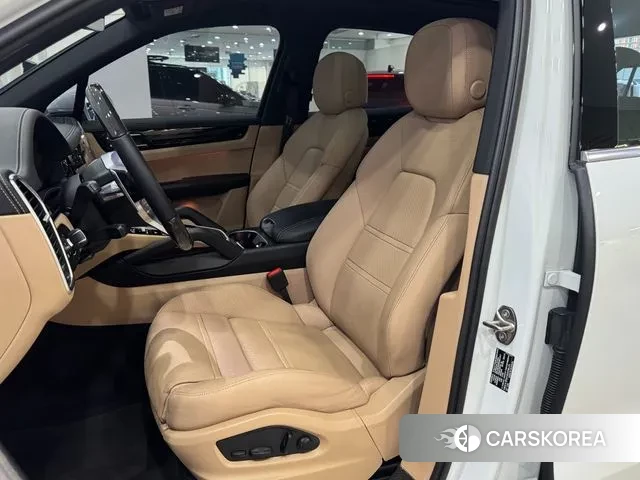 Porsche Cayenne (PO536) 2022 Белый из Кореи, фото 2