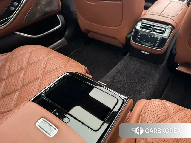 Mercedes-Benz Maybach S-class 2021 Черный из Китая, фото 2