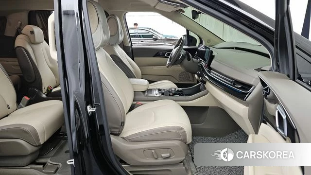 Kia The New Carnival 4th Generation 2024 Черный из Кореи, фото 2