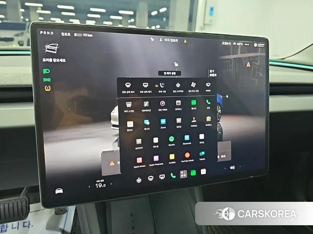 Tesla Model 3 2025 Белый из Кореи, фото 2