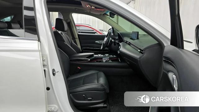 Genesis GV70 2021 Белый из Кореи, фото 2