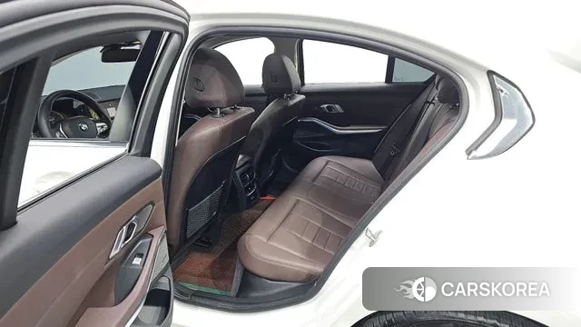 BMW 3 Series (G20) 2021 Белый из Кореи, фото 2