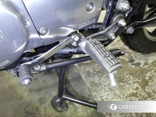 Yamaha SR400 2021 из Японии
