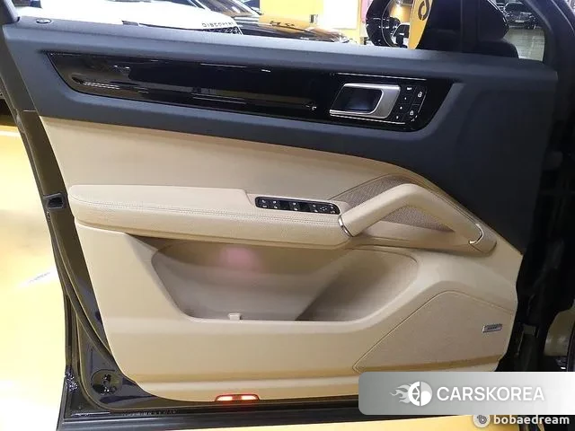 Porsche Cayenne (PO536) 2023 Черный из Кореи, фото 2