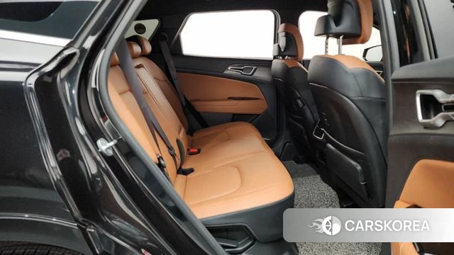 Kia Sportage 5th Generation Hybrid 2022 Черный из Кореи, фото 2