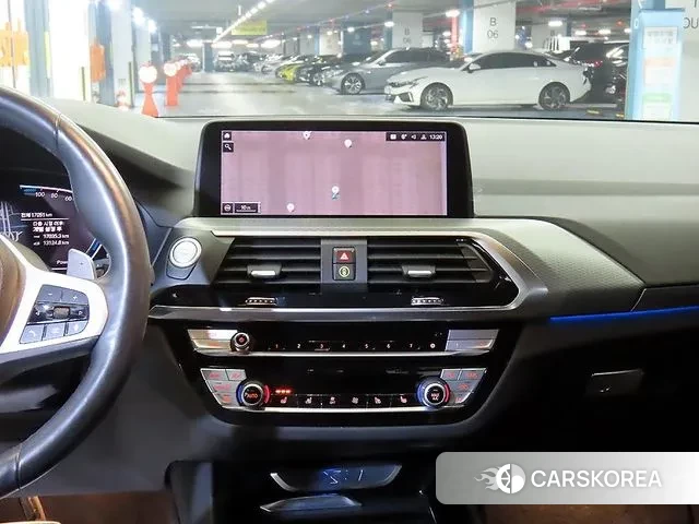 BMW X3 (G01) 2021 Черный из Кореи, фото 2