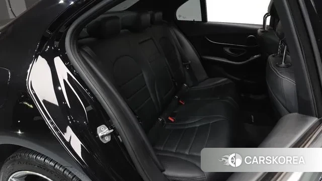 Mercedes-Benz C-Class W205 2018 Черный из Кореи, фото 2