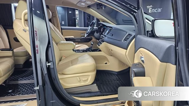Kia The New Carnival 2018 Черный из Кореи, фото 2