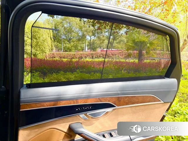 Audi A8 2021 Черный из Китая, фото 2
