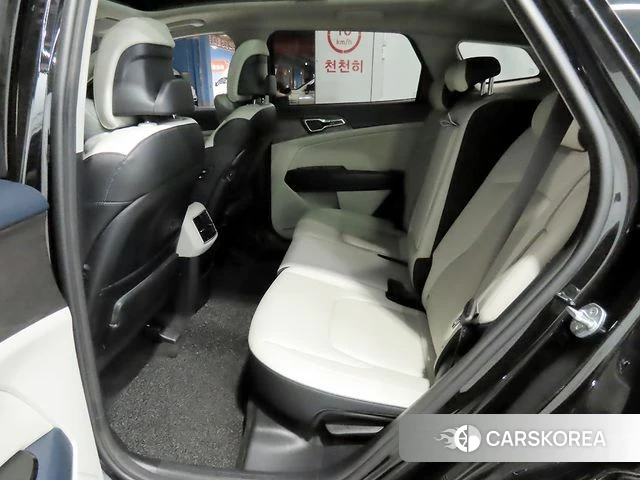 Kia Sportage 5th Generation 2022 Черный из Кореи, фото 2