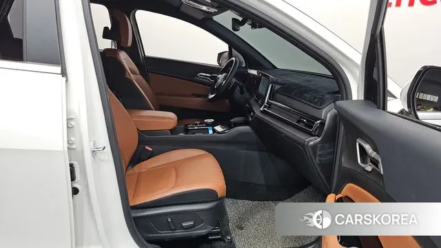 Kia Sportage 5th Generation 2024 Белый из Кореи, фото 2
